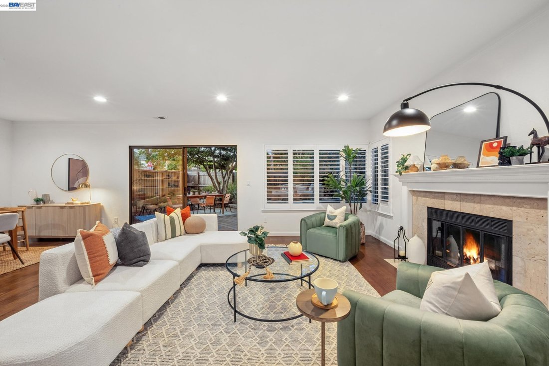 House in Alameda, California, United States 3 - 18395884