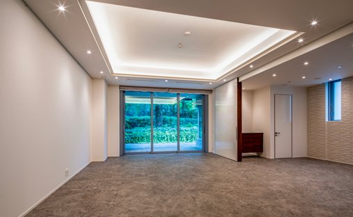 Condo in Chiyoda City, Tokyo, Japan 1
