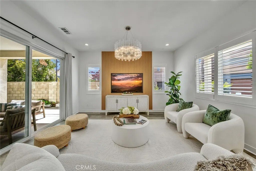 Condo in Irvine, California, United States 1 - 18392211