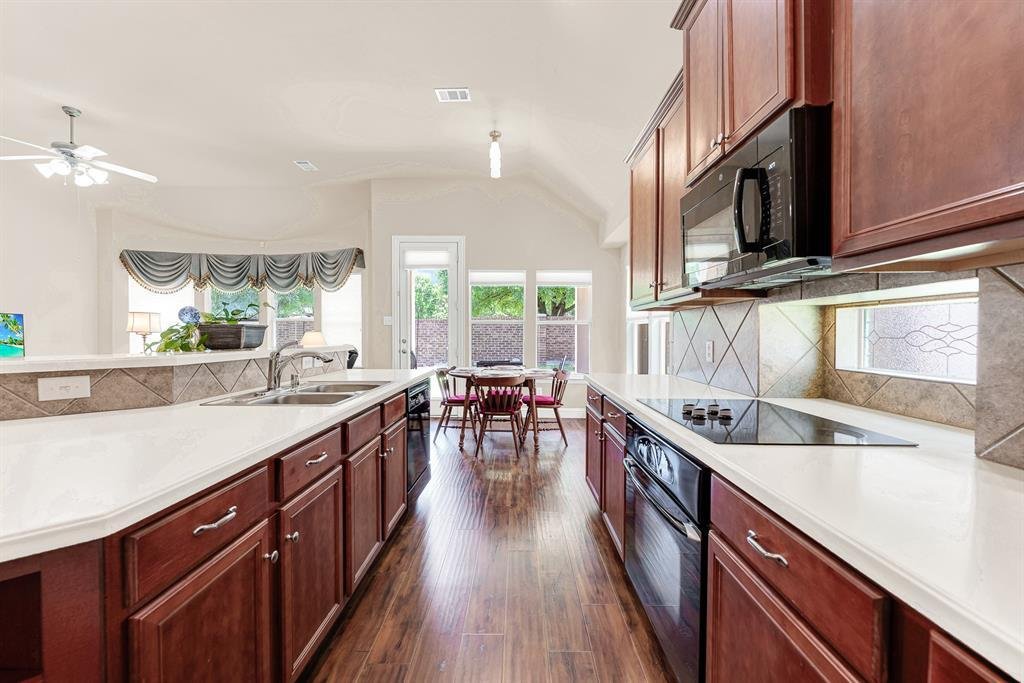 House in Richardson, Texas, United States 4 - 18391472