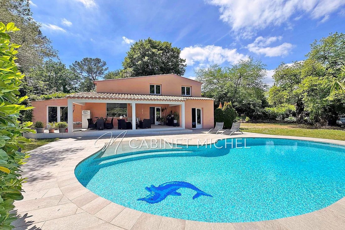 Villa in Nord, Roquefort-les-Pins, France 1 - 18391829