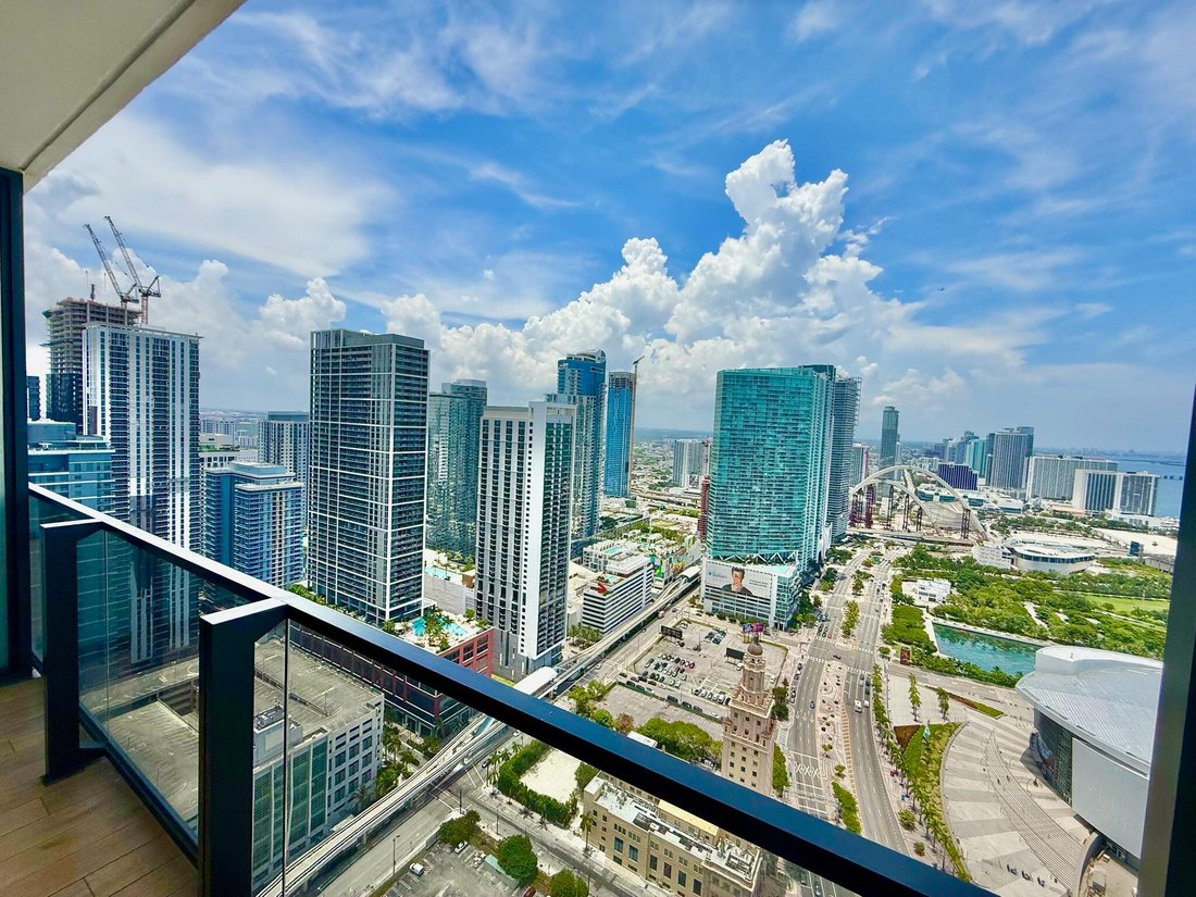 Condo in Miami, Florida, United States 2 - 18395611