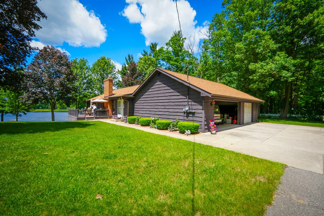 House in Howard City, Michigan, United States 4 - 18393594