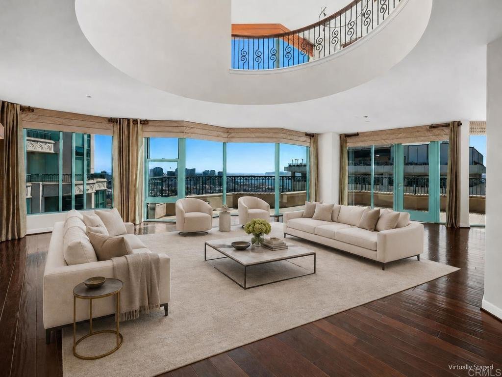 Condo in San Diego, California, United States 4 - 18392960