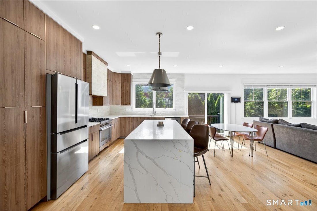 Condo in Fairfield, Connecticut, United States 5 - 18390502