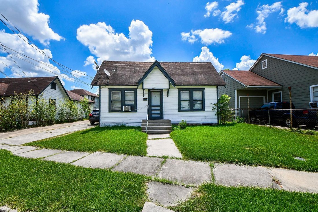 Houston, Texas, United States 3 - 18391779