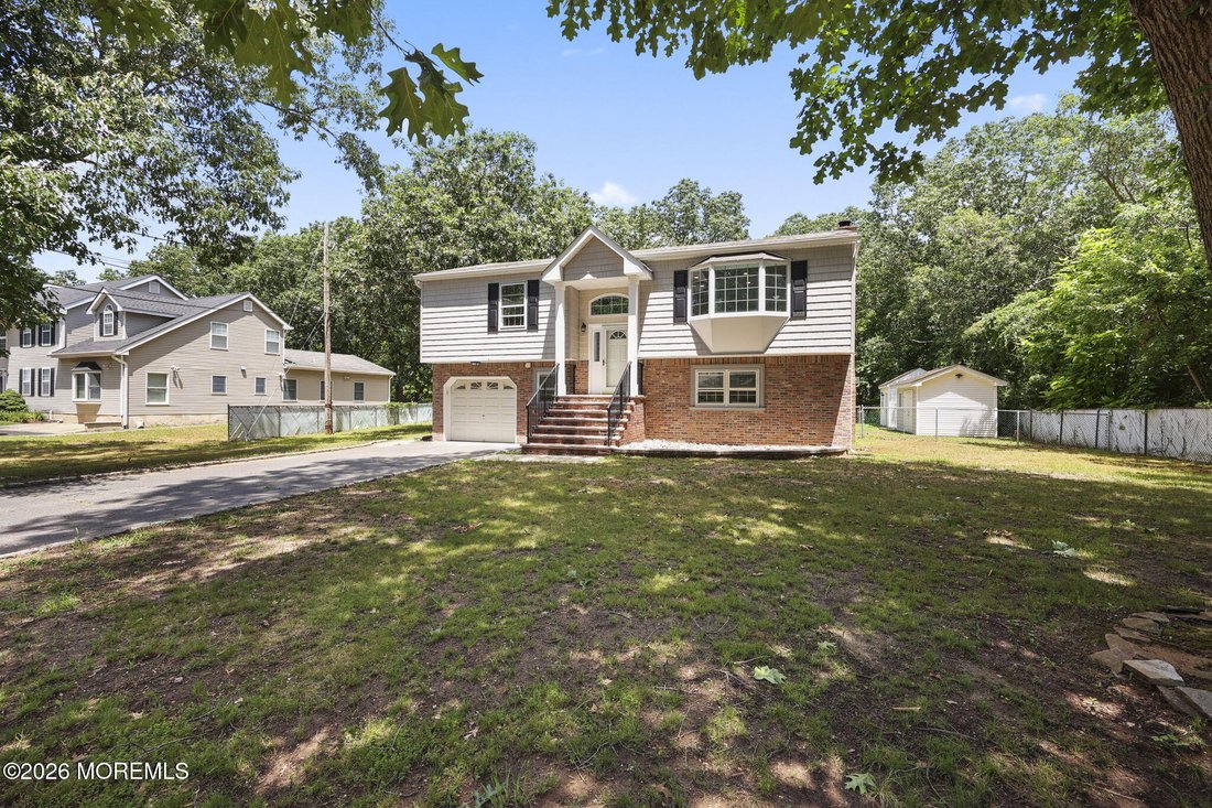 House in Old Bridge Township, New Jersey, United States 2 - 18394434
