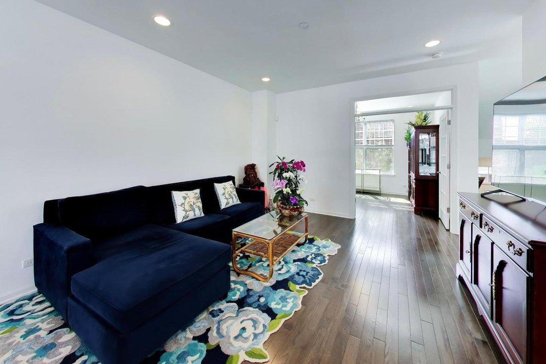 Condo in Des Plaines, Illinois, United States 4 - 18391628