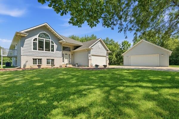 Cedar Lake, Indiana, United States 2 - 18392444