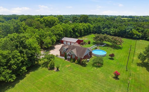 House in Castalian Springs, Tennessee, United States 1