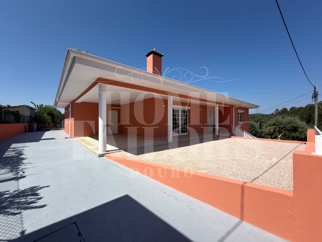 House in Canedo, Vale e Vila Maior, Aveiro District, Portugal 1 - 18393156