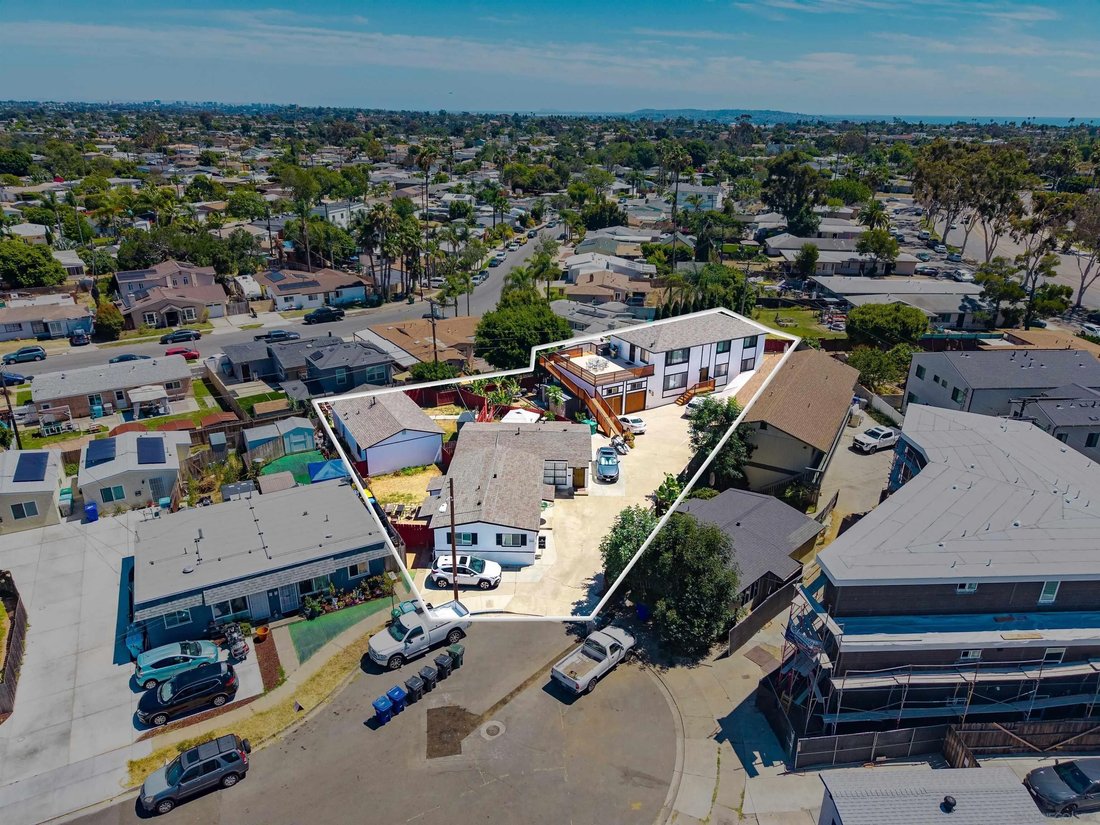 San Diego, California, United States 1 - 18395969