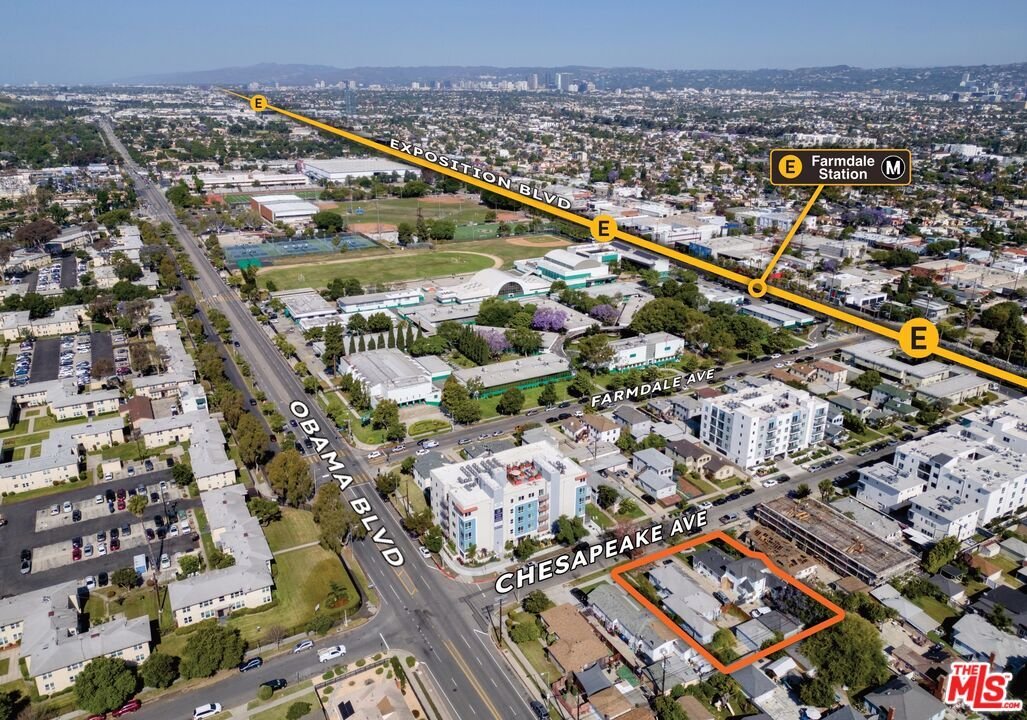 Land in Los Angeles, California, United States 3 - 18395784