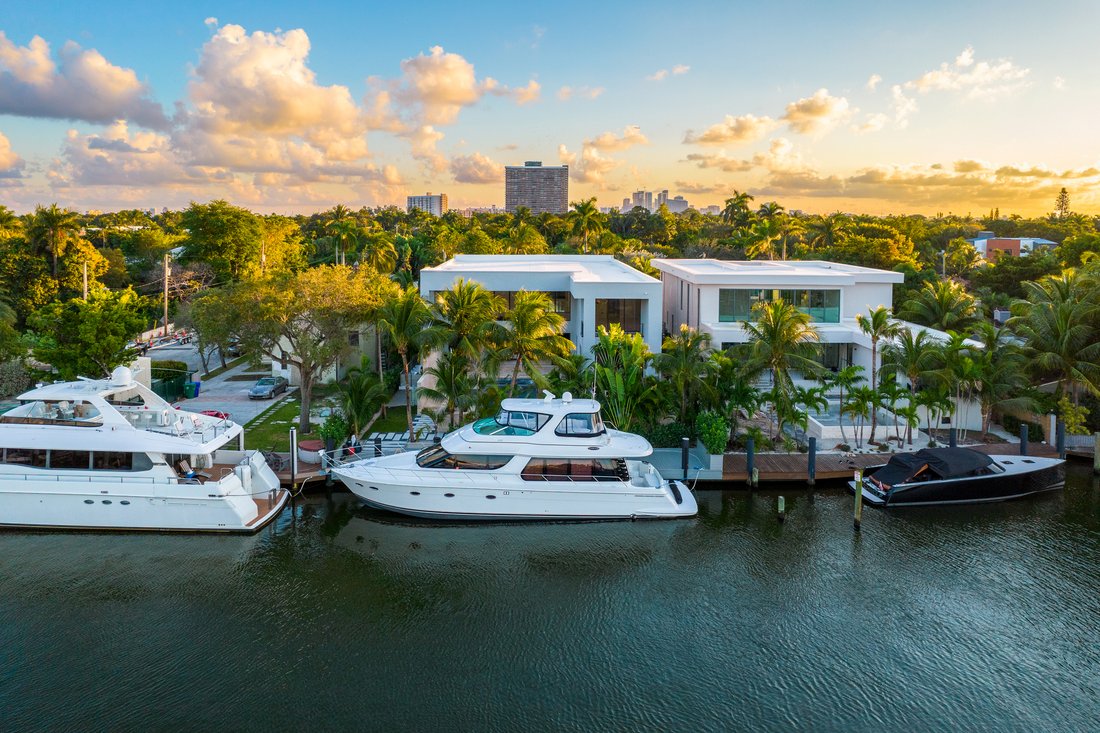 House in Miami, Florida, United States 1 - 17654263