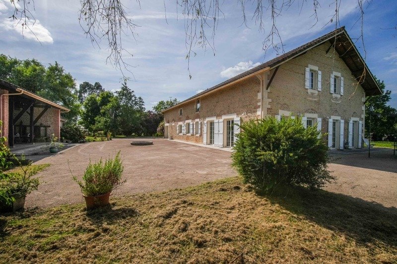 Casa en Argenté-Nonères, Mont-de-Marsan, Francia 1 - 18392171
