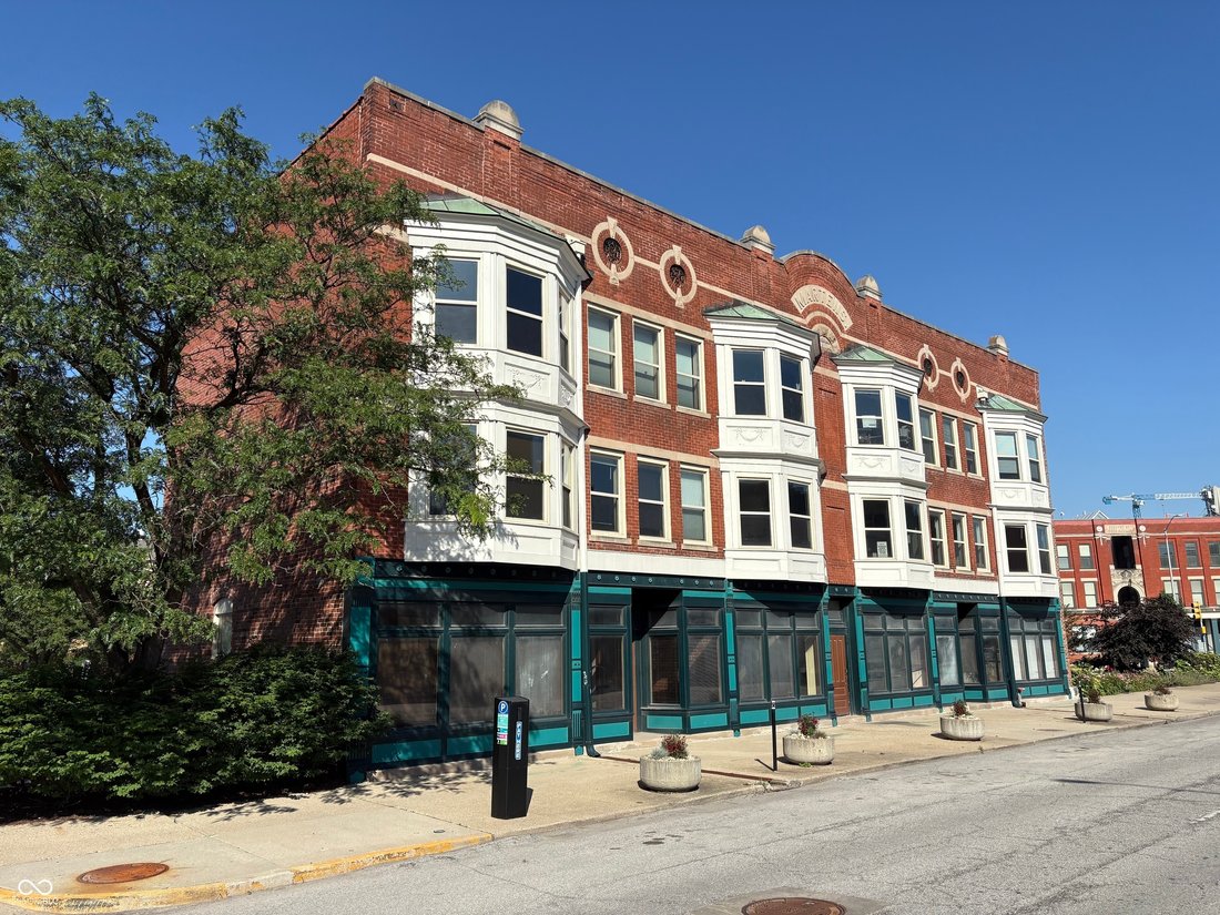Indianapolis, Indiana, United States 5 - 18390431