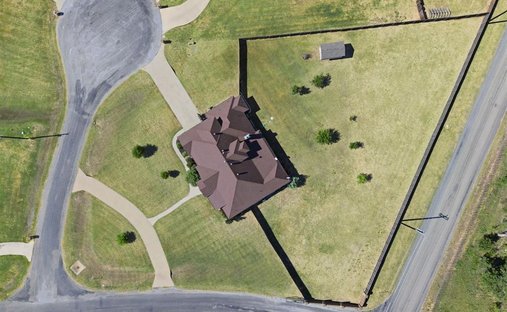 House in Millsap, Texas, United States 1