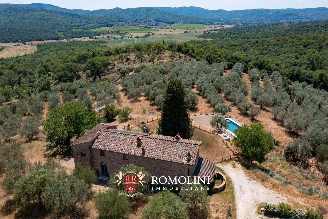 House in Laterina Pergine Valdarno, Tuscany, Italy 1 - 18392395