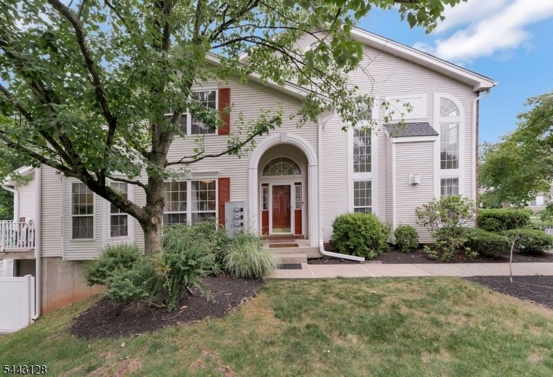 Condo in Bridgewater Township, New Jersey, United States 2 - 18350866