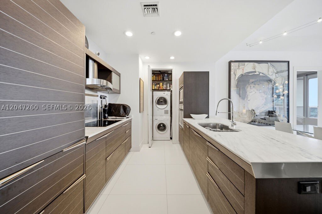 Condo in Miami, Florida, United States 5 - 18396155