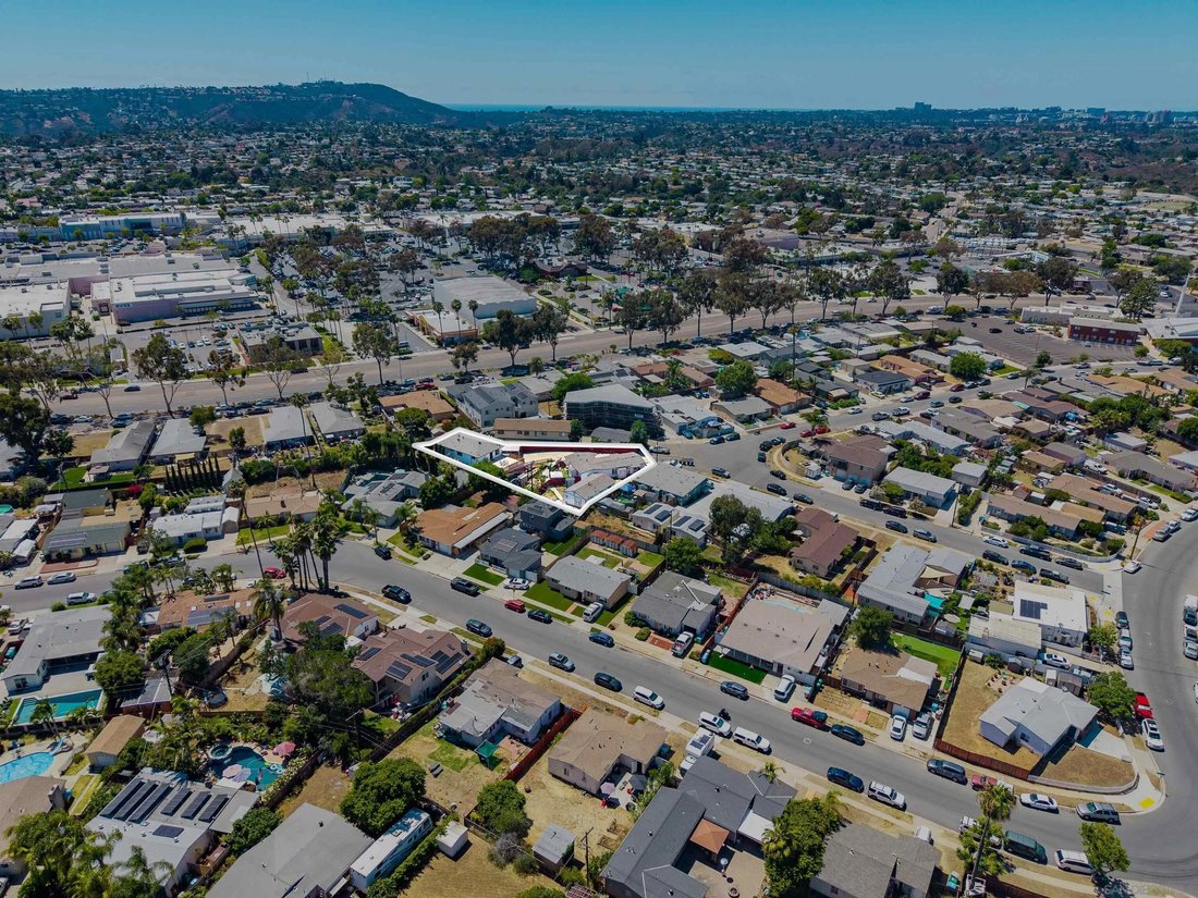 San Diego, California, United States 5 - 18395969