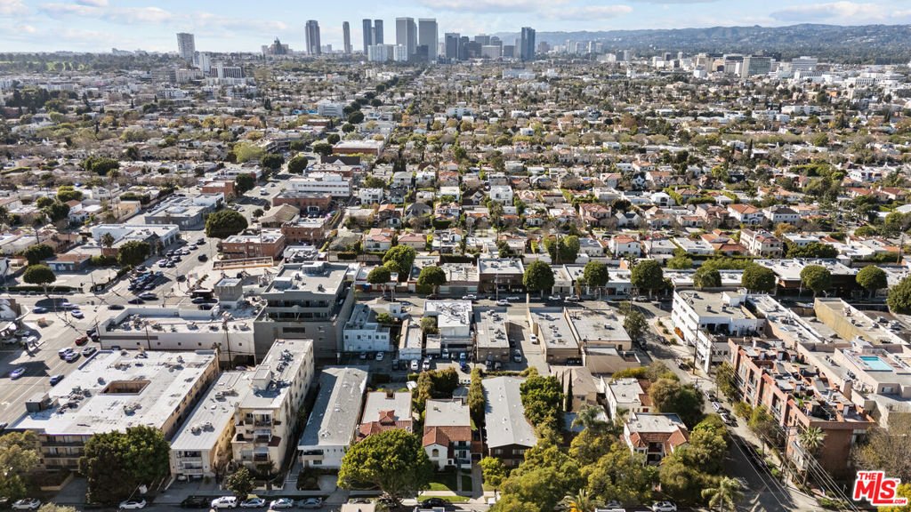 House in Los Angeles, California, United States 4 - 18395304