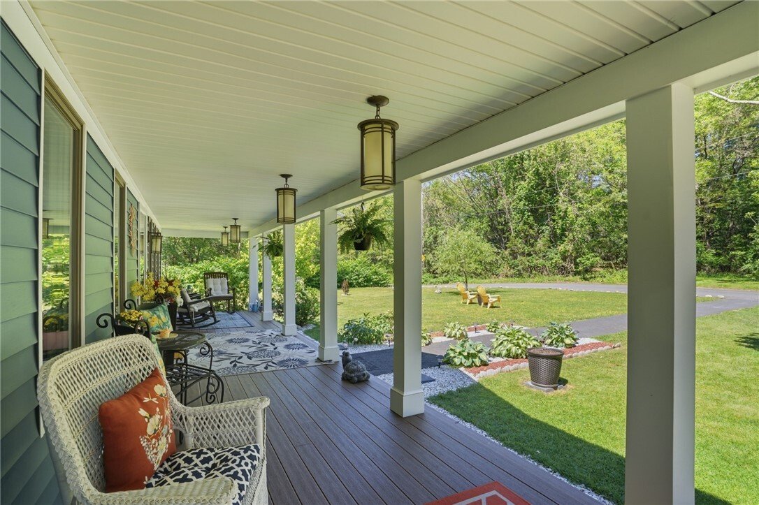 House in Warwick, Rhode Island, United States 5 - 18395069