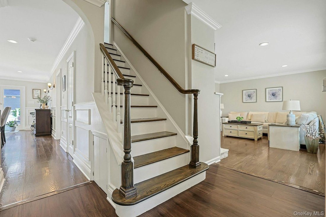House in Eastchester, New York, United States 5 - 18192898