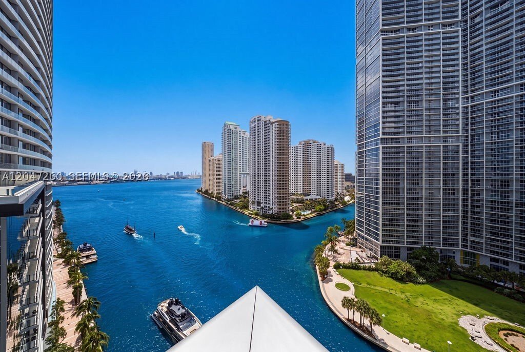 Condo in Miami, Florida, United States 2 - 18396155