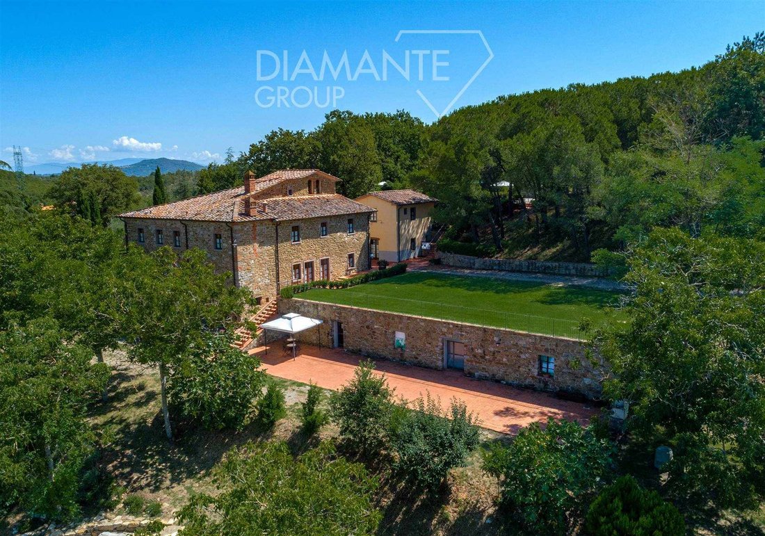 Farm Ranch in Bucine, Tuscany, Italy 4 - 18396765