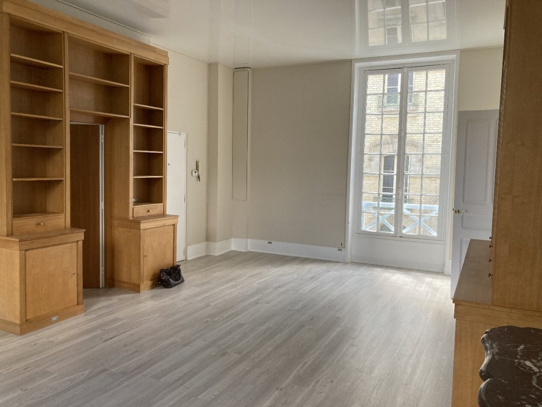 Apartment in Forêt, Saint-Germain-en-Laye, France 3 - 18392169