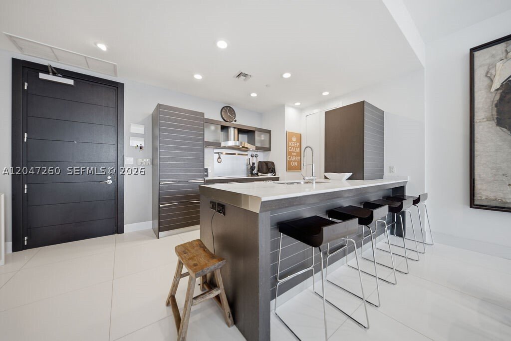 Condo in Miami, Florida, United States 4 - 18396155