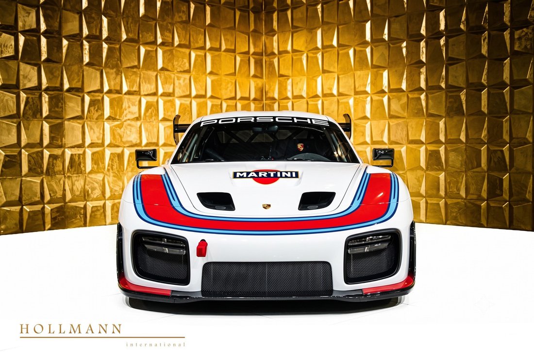Race Car in Stuhr, Germany 2 - 18392556