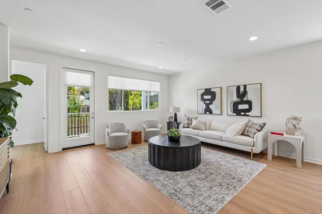 Townhouse in Carlsbad, California, United States 1 - 18321976