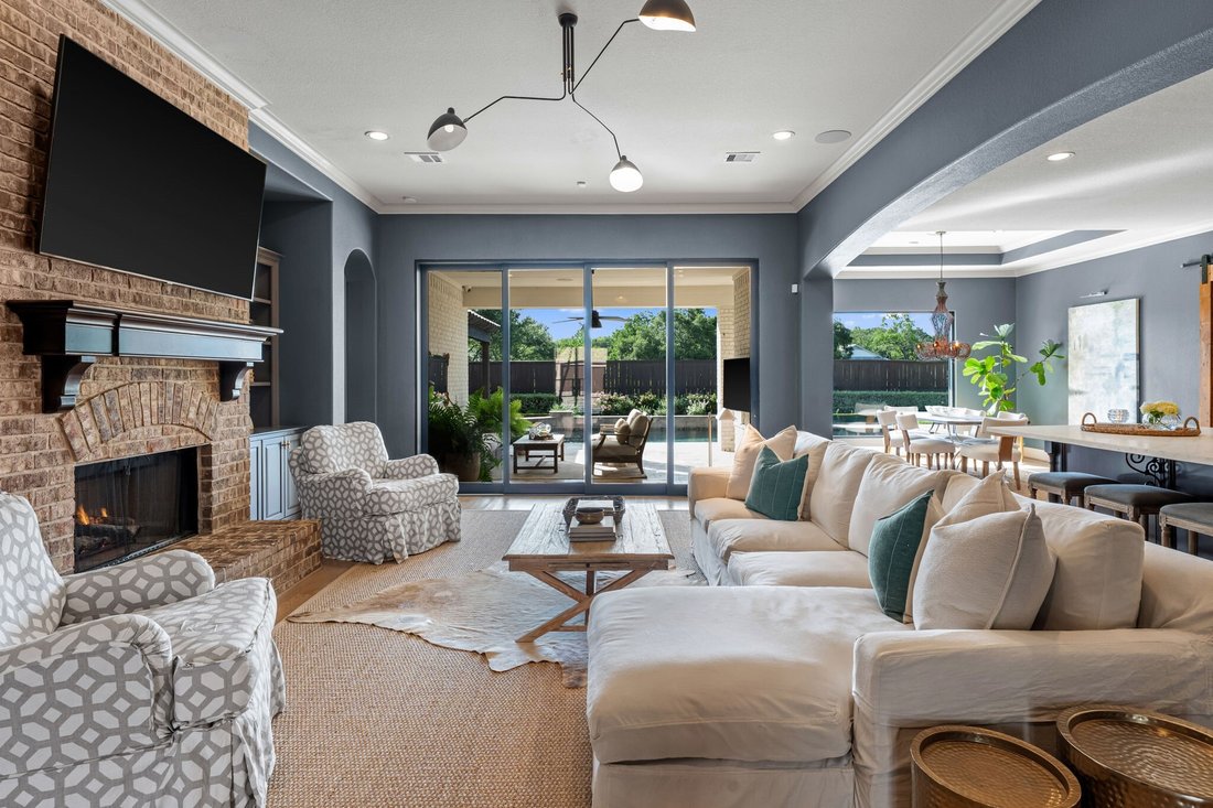 House in Friendswood, Texas, United States 5 - 18393688