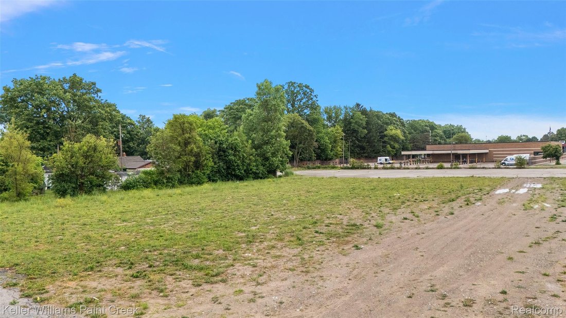 Land in Burton, Michigan, United States 3 - 18395566