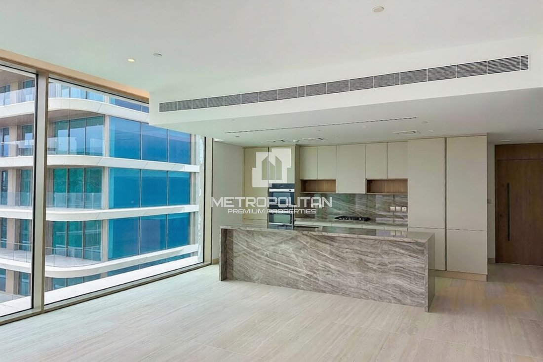 Apartment in Palm Jumeirah, Dubai, United Arab Emirates 1 - 18392432