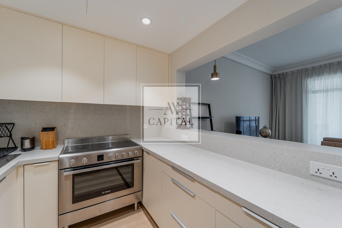 Apartment in Umm Suqeim, Dubai, United Arab Emirates 5 - 18119175