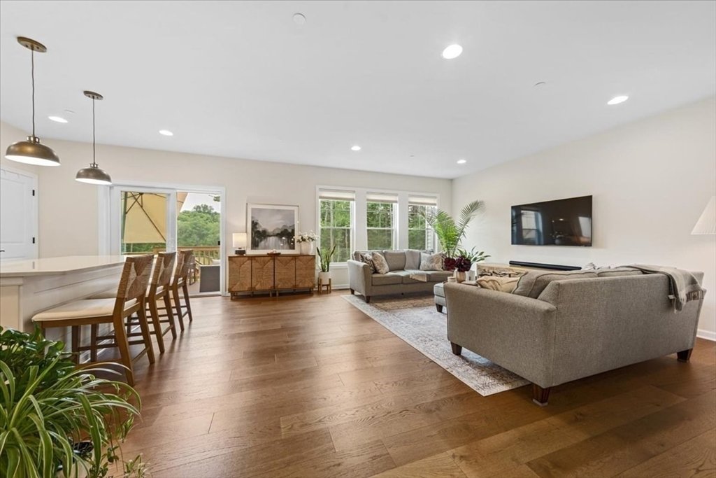 Condo in Grafton, Massachusetts, United States 1 - 18395733