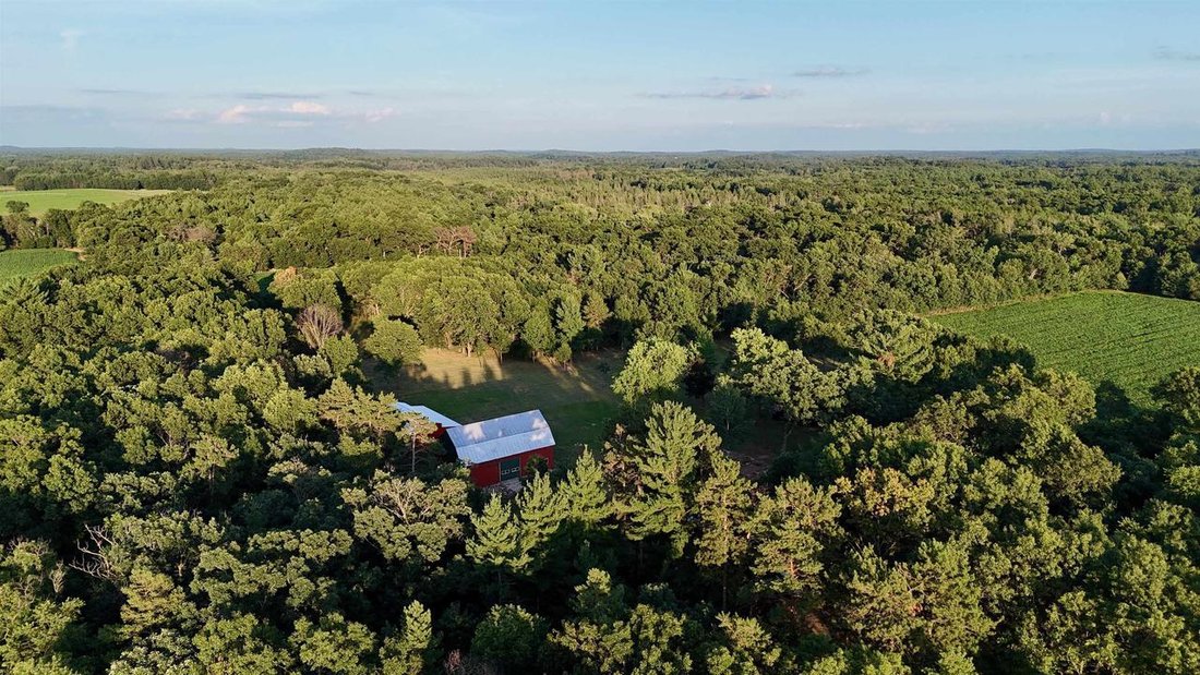 House in Springfield, Wisconsin, United States 2 - 18394266