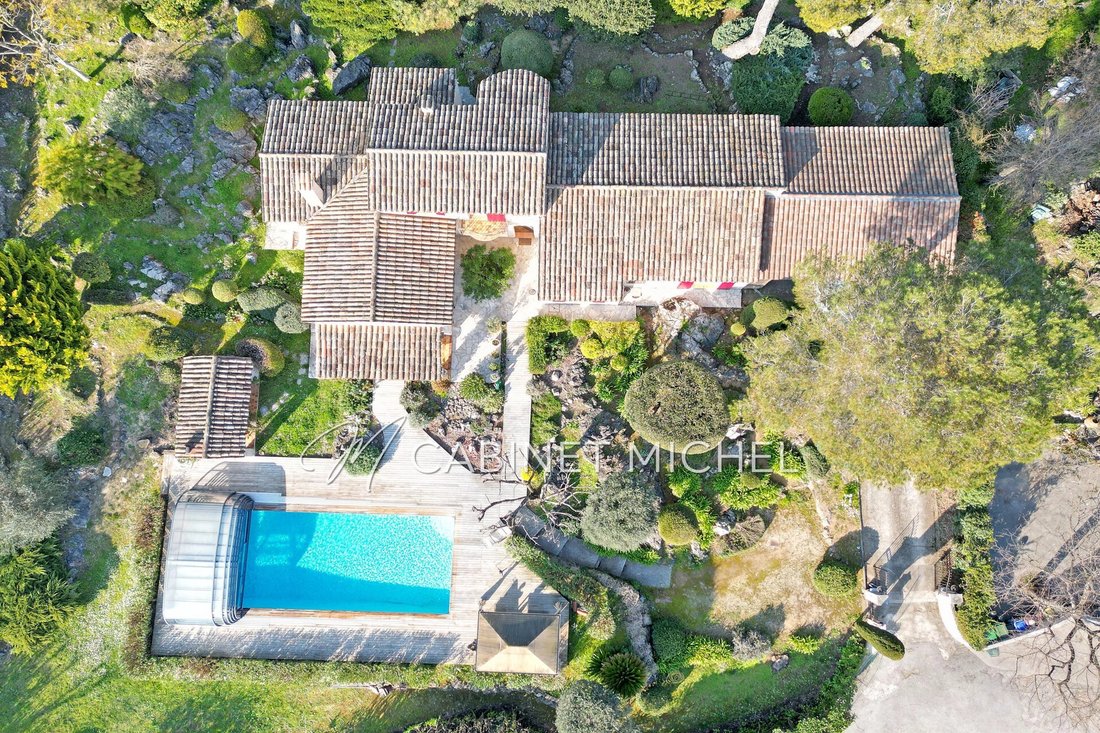 Villa a Nord, Roquefort-les-Pins, Francia 1 - 18391559