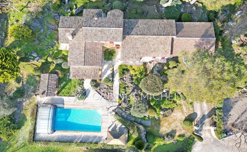 Villa a Nord, Roquefort-les-Pins, Francia 1