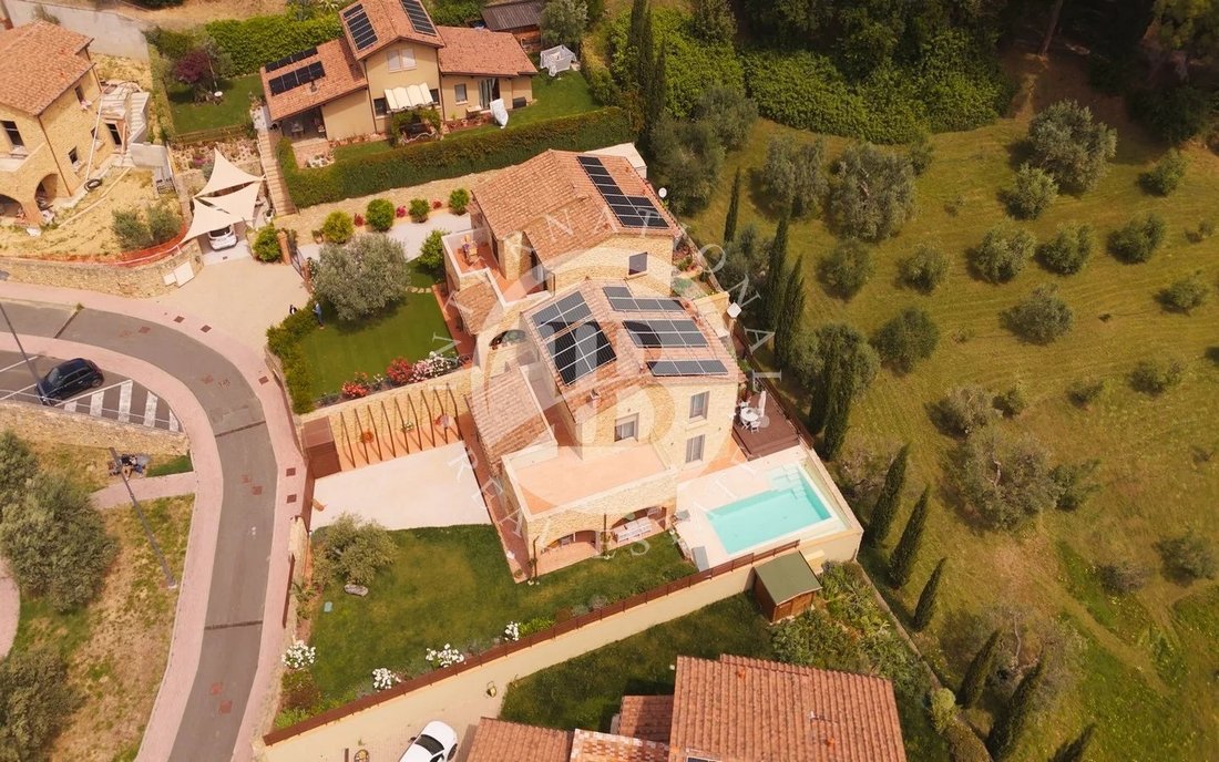Villa in Casale Marittimo, Tuscany, Italy 1 - 18391011