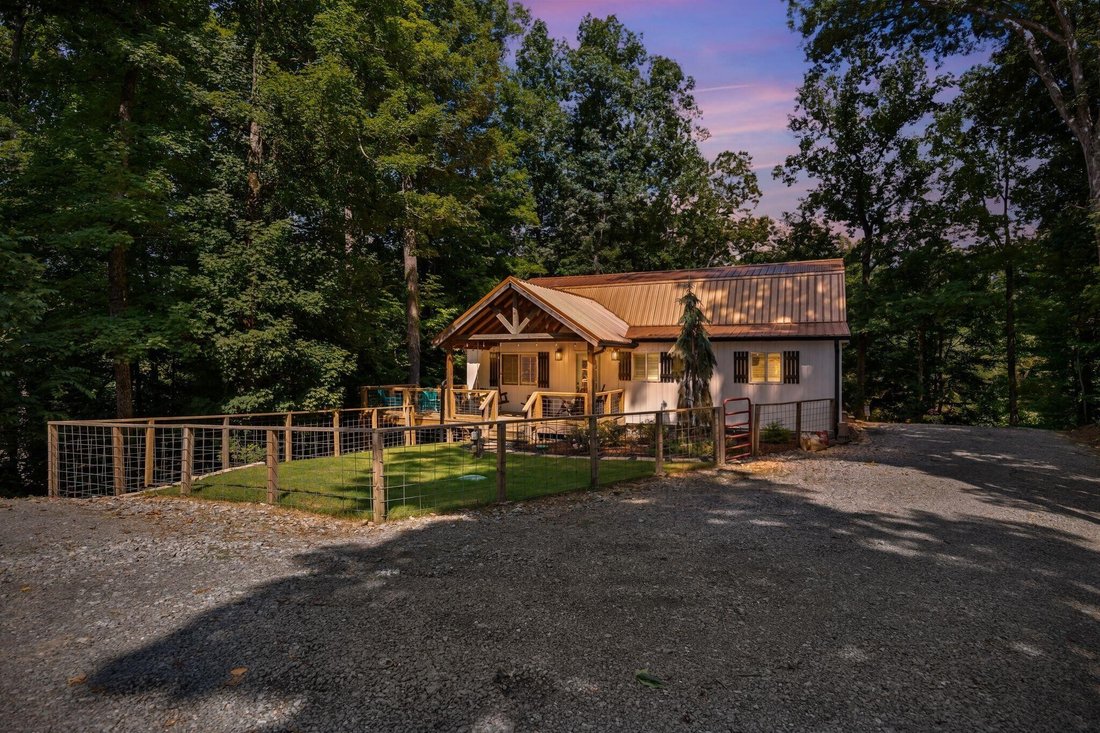 House in Benton, Tennessee, United States 5 - 18396454