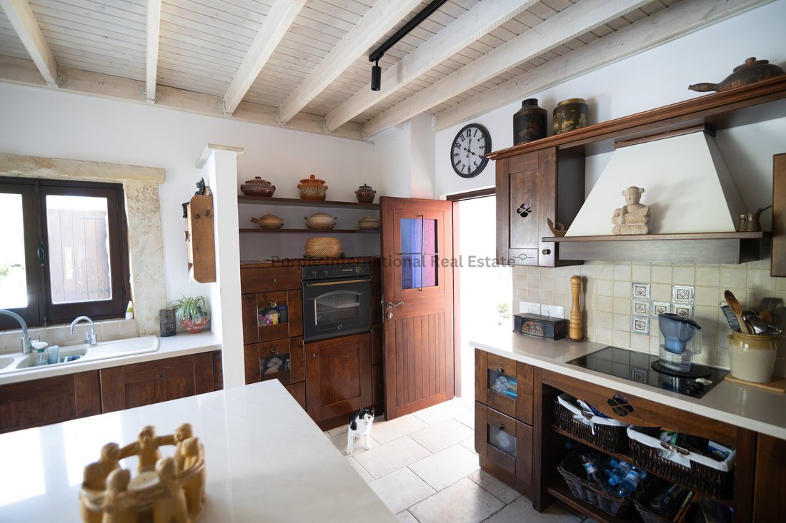 House in Mosfiloti, Larnaca, Cyprus 4 - 18393634