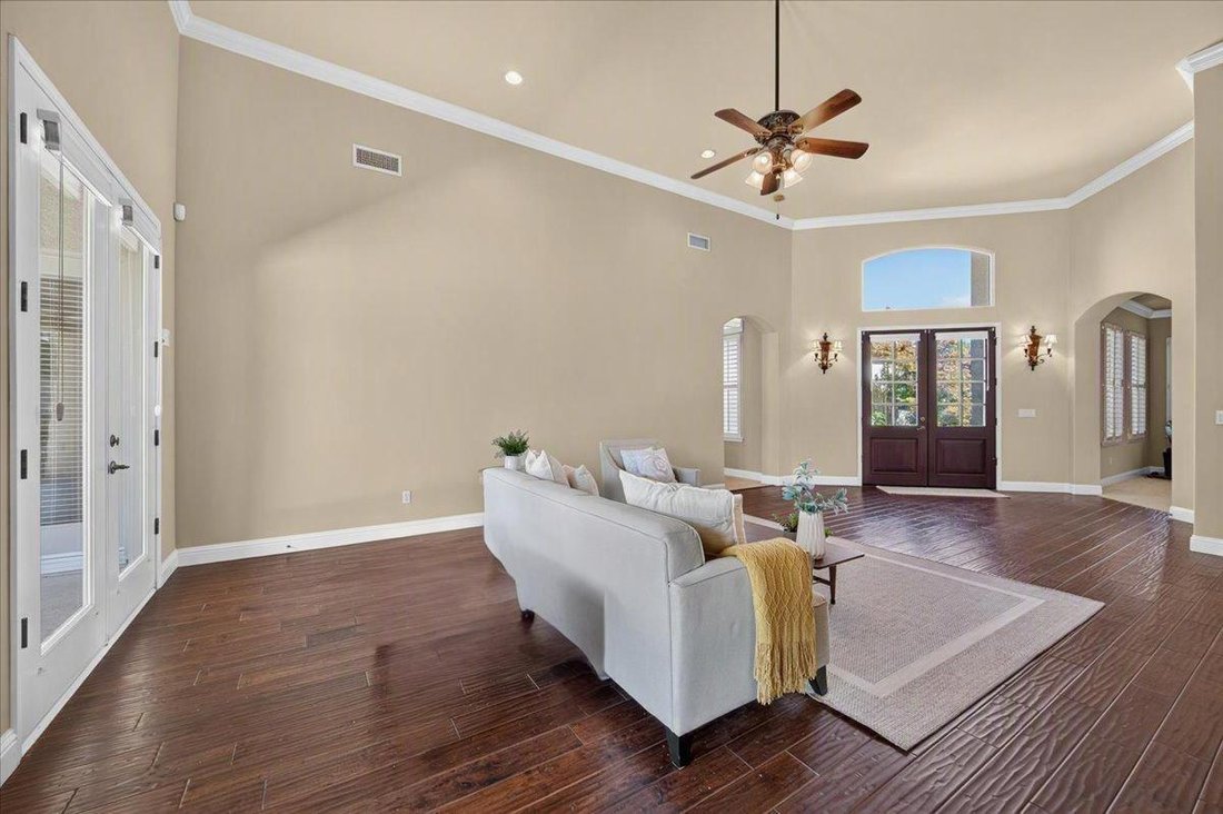 House in Fresno, California, United States 5 - 18394100