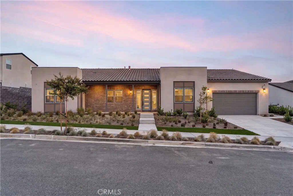 House in Fontana, California, United States 1 - 18396035