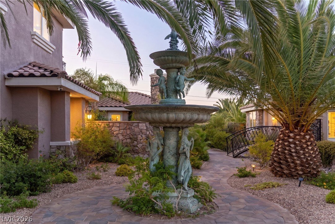 House in Las Vegas, Nevada, United States 5 - 18395277