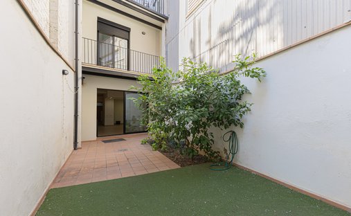 House in Sants-Montjuic, Barcelona, Spain 1
