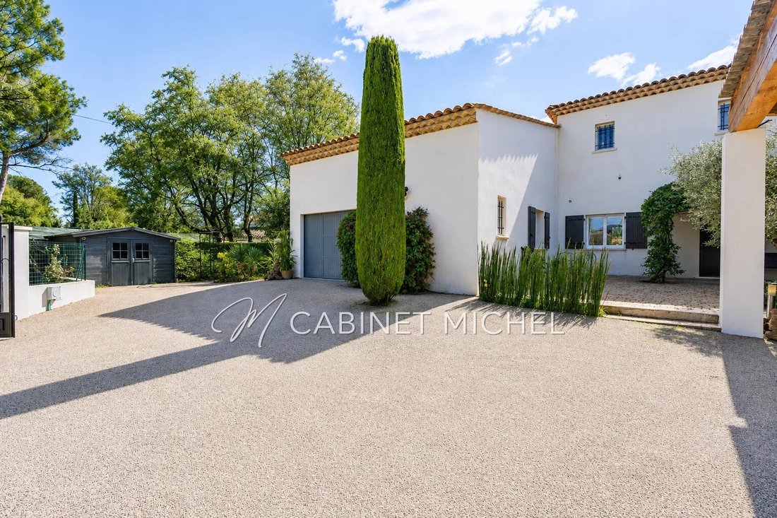Villa in Nord, Roquefort-les-Pins, France 2 - 18391971